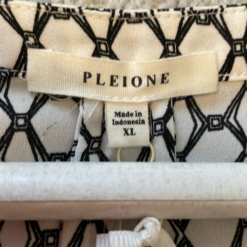PLEIONE Ivory and Black Motif Blouse - Picture 3 of 4
